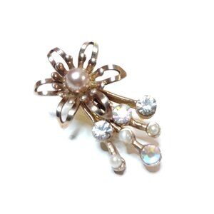 VINTAGE FLOWER BROOCH GOLD TONE WITH RHINESTONES